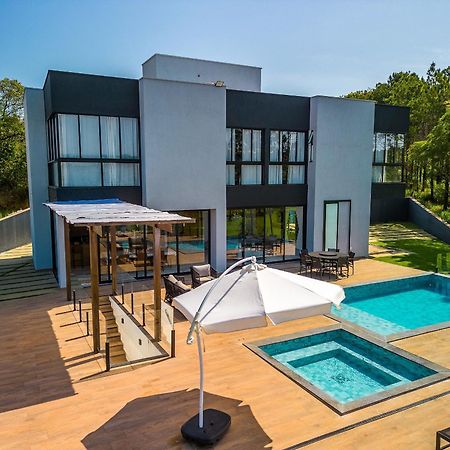 Pousada Com Piscina, Jacuzzi E Com Vista Em Capitolio - Casa Decore 외부 사진