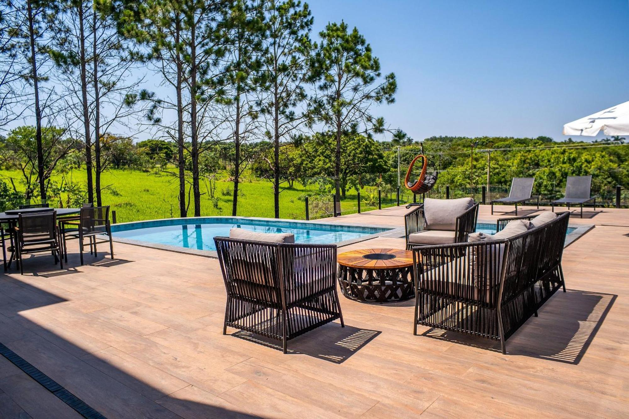Pousada Com Piscina, Jacuzzi E Com Vista Em Capitolio - Casa Decore 외부 사진